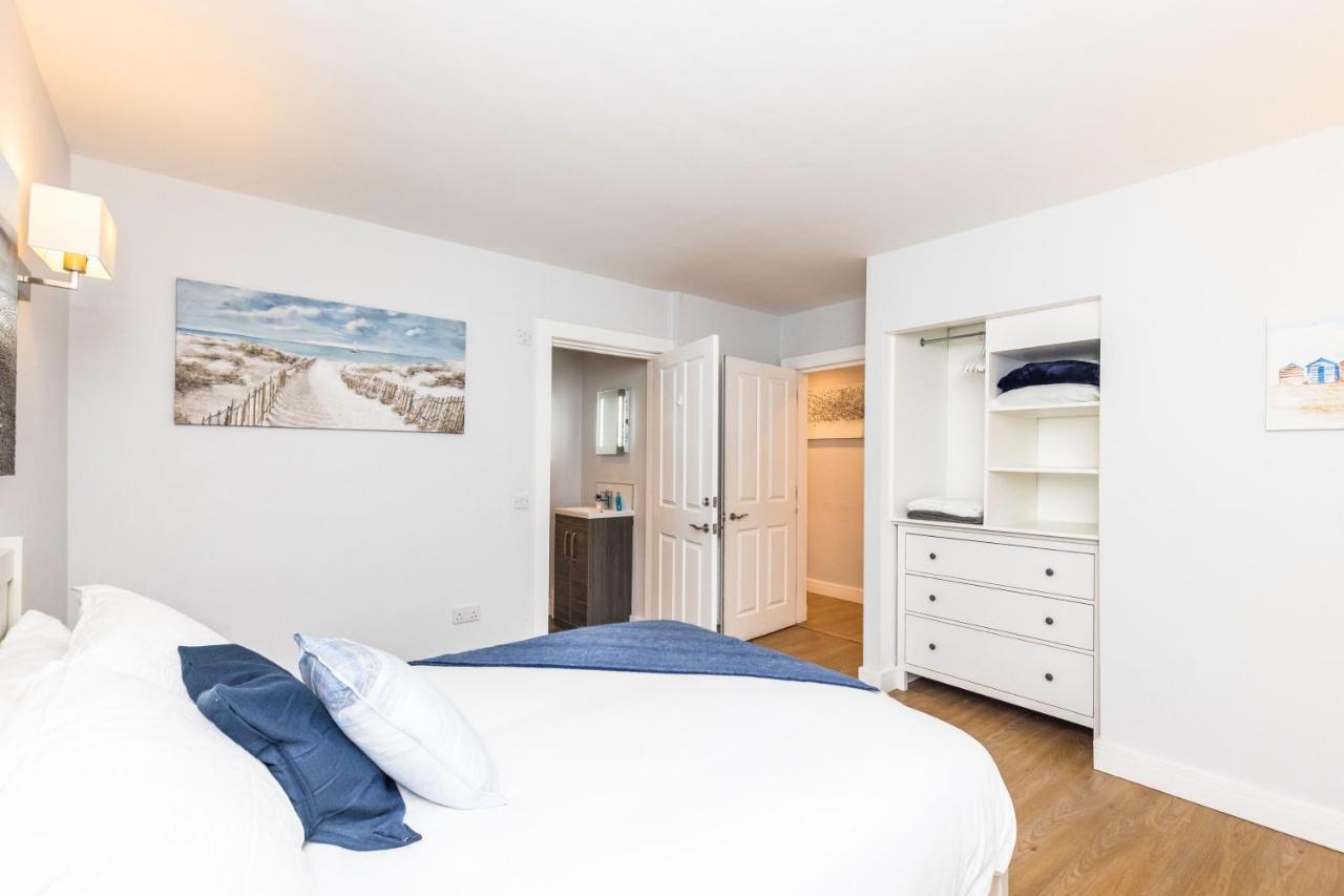Luxury Modern 3 Bedroom Apartment In City Centre Edinburgh Bagian luar foto