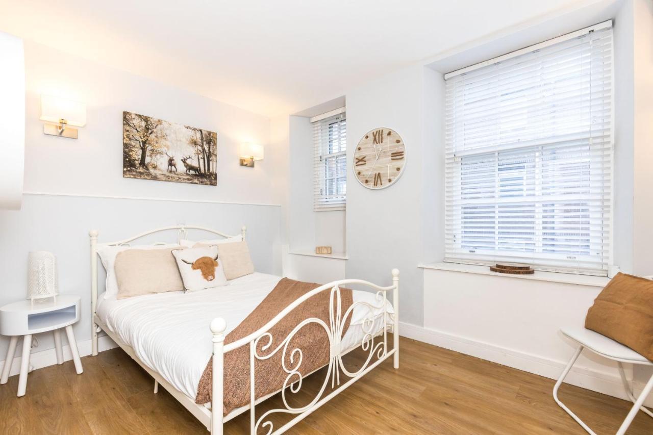 Luxury Modern 3 Bedroom Apartment In City Centre Edinburgh Bagian luar foto