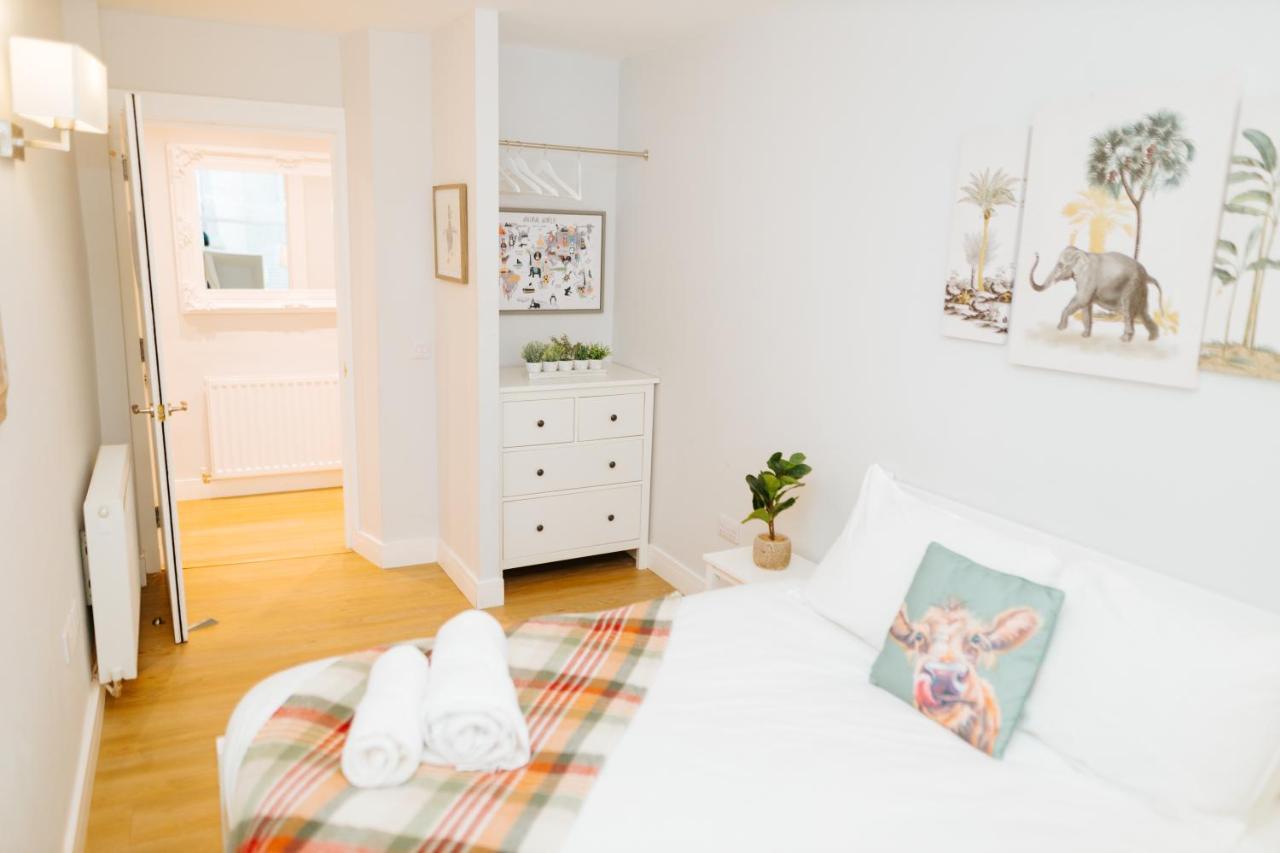 Luxury Modern 3 Bedroom Apartment In City Centre Edinburgh Bagian luar foto