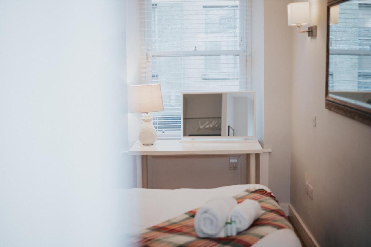 Luxury Modern 3 Bedroom Apartment In City Centre Edinburgh Bagian luar foto