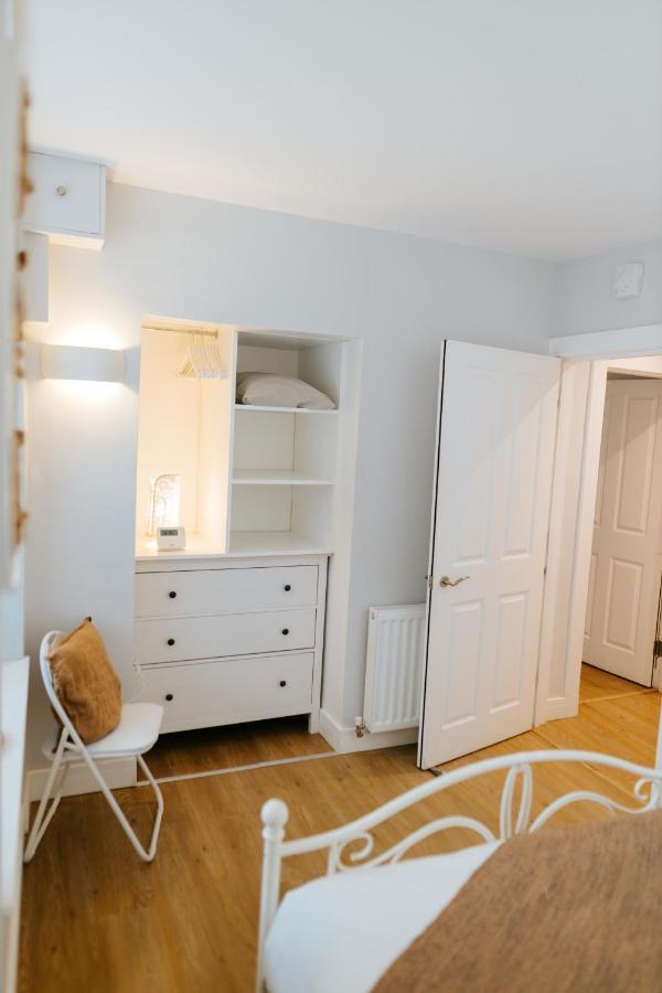 Luxury Modern 3 Bedroom Apartment In City Centre Edinburgh Bagian luar foto