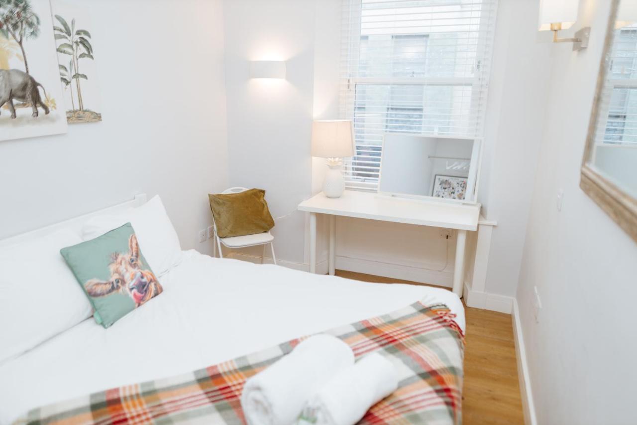 Luxury Modern 3 Bedroom Apartment In City Centre Edinburgh Bagian luar foto
