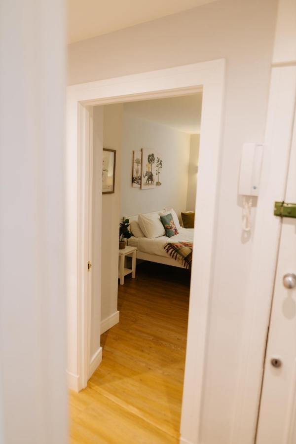 Luxury Modern 3 Bedroom Apartment In City Centre Edinburgh Bagian luar foto