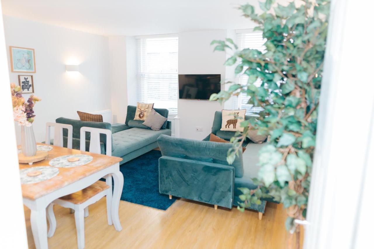 Luxury Modern 3 Bedroom Apartment In City Centre Edinburgh Bagian luar foto