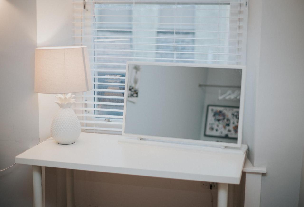 Luxury Modern 3 Bedroom Apartment In City Centre Edinburgh Bagian luar foto